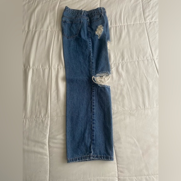 Navy Blue jeans from Shein selected size “Medium” - Picture 5 of 6